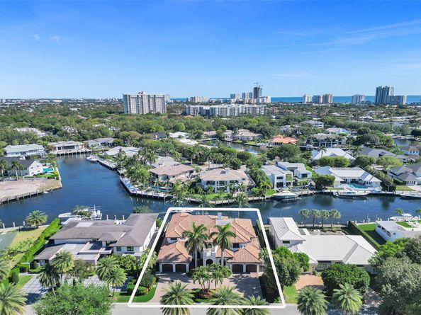35 Compass Isle, Fort Lauderdale FL 33308