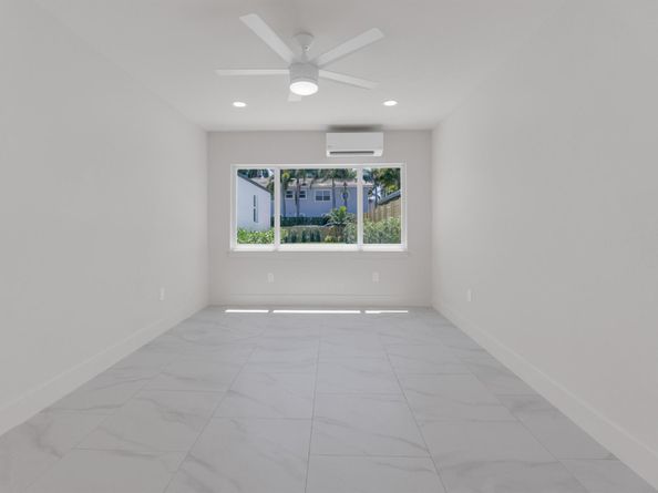 4015 Washington Road, West Palm Beach FL 33405