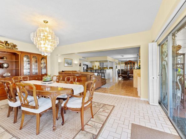 3015 N Palm Aire Dr 3015, Pompano Beach FL 33069