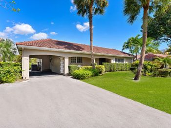 3015 N Palm Aire Dr