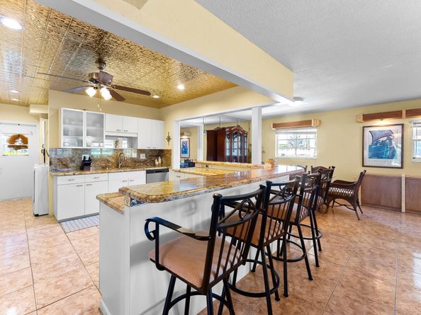 3015 N Palm Aire Dr 3015, Pompano Beach FL 33069