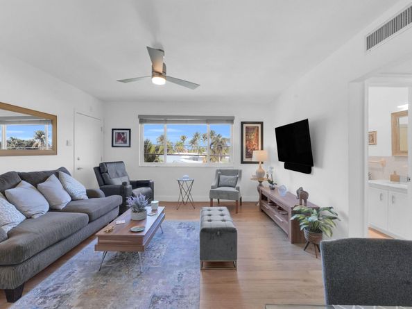 406 S Cypress Road 330, Pompano Beach FL 33060