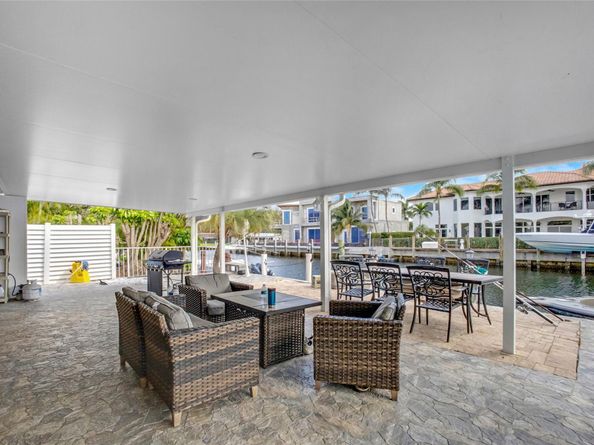 1311 NE 27th Way, Pompano Beach FL 33062