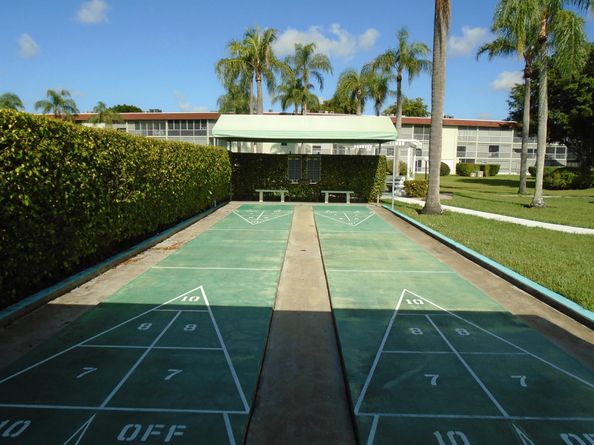 3500 Springdale Boulevard 304, Palm Springs FL 33461