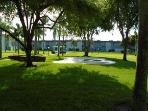 3500 Springdale Boulevard 304, Palm Springs FL 33461