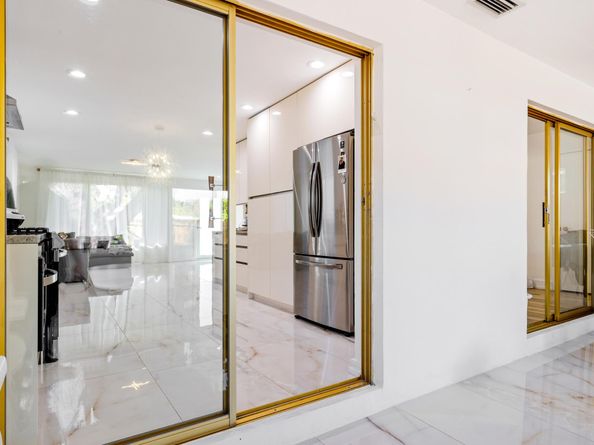 1323 Lincoln Street, Hollywood FL 33019