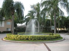9755 Westview Dr 1211, Coral Springs FL 33076