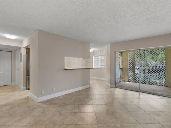9755 Westview Dr 1211, Coral Springs FL 33076