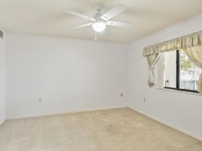 901 Seafarer Circle 201, Jupiter FL 33477