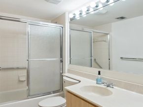 901 Seafarer Circle 201, Jupiter FL 33477