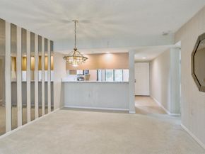 901 Seafarer Circle 201, Jupiter FL 33477