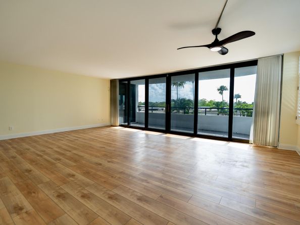 3589 S Ocean Boulevard 314, South Palm Beach FL 33480