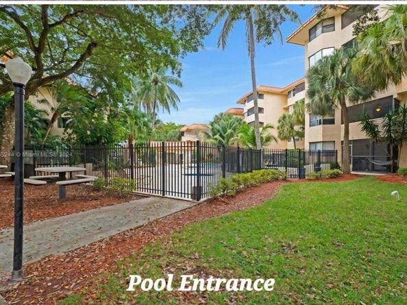 7401 NW 16th St 106A, Plantation FL 33313