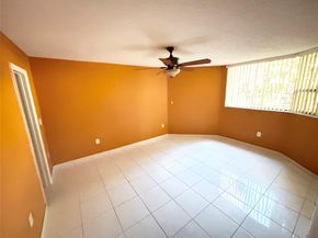 7401 NW 16th St 106A, Plantation FL 33313