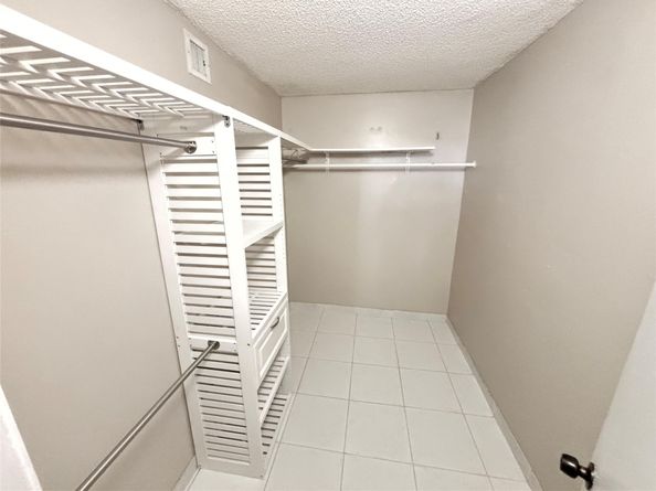 7401 NW 16th St 106A, Plantation FL 33313