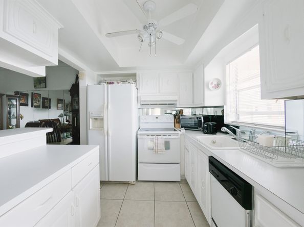 100 SE 6th Avenue 303, Pompano Beach FL 33060