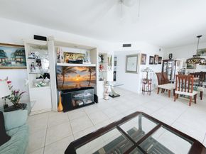 100 SE 6th Avenue 303, Pompano Beach FL 33060