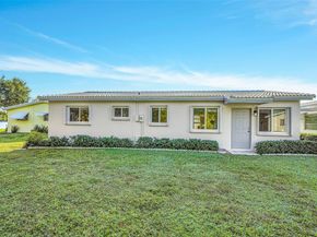 2403 Emerson Cir, Hollywood FL 33021