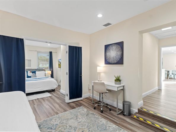 5701 NE 16th Ave, Fort Lauderdale FL 33334