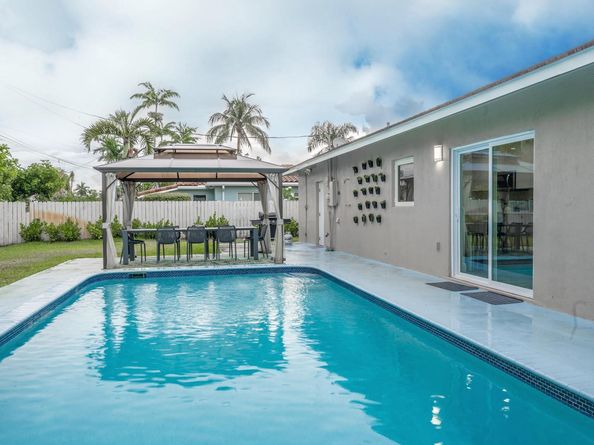 5701 NE 16th Ave, Fort Lauderdale FL 33334
