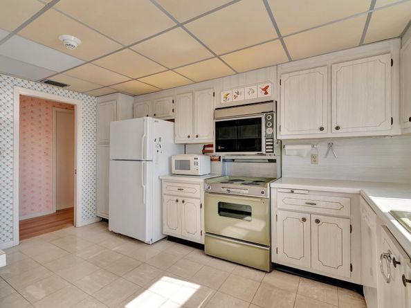 220 Macfarlane Drive S801, Delray Beach FL 33483
