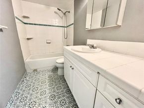 7120 Fairway Dr L3, Miami Lakes FL 33014