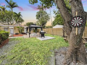1420 S Miami Rd, Fort Lauderdale FL 33316