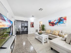 1420 S Miami Rd, Fort Lauderdale FL 33316