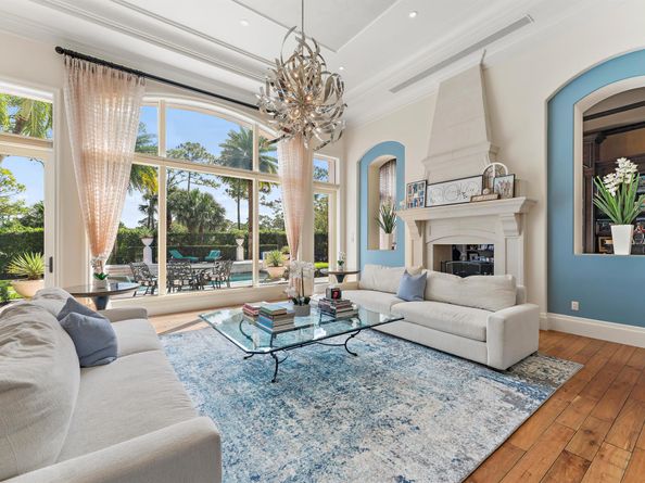 135 W Bears Club Drive, Jupiter FL 33477