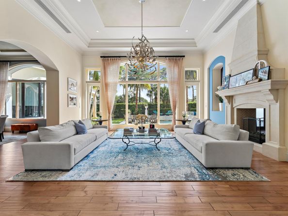 135 W Bears Club Drive, Jupiter FL 33477