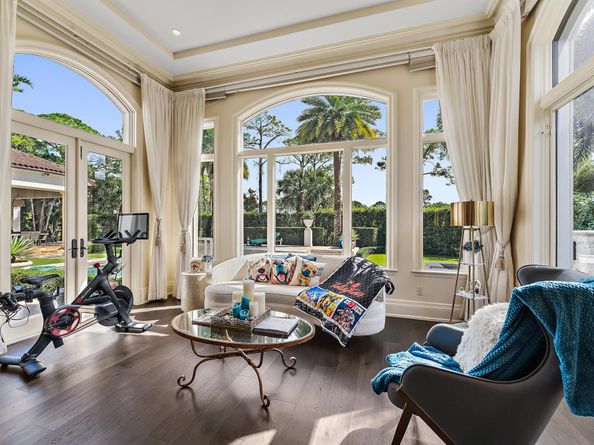 135 W Bears Club Drive, Jupiter FL 33477