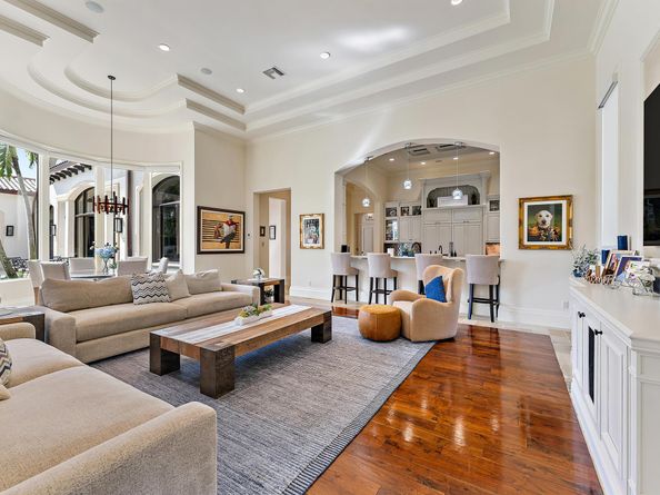 135 W Bears Club Drive, Jupiter FL 33477