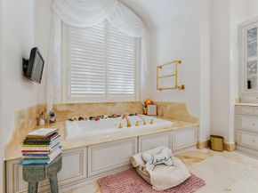 135 W Bears Club Drive, Jupiter FL 33477