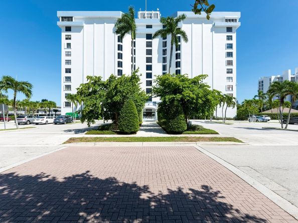3800 Washington Road 211, West Palm Beach FL 33405