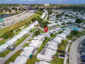 2920 NW 2nd Ave, Pompano Beach FL 33064