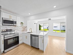 2920 NW 2nd Ave, Pompano Beach FL 33064