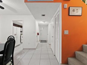 3320 Simms St 11C, Hollywood FL 33021