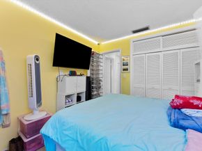 3320 Simms St 11C, Hollywood FL 33021