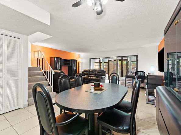 3320 Simms St 11C, Hollywood FL 33021