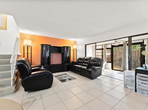 3320 Simms St 11C, Hollywood FL 33021