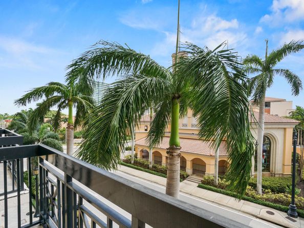 801 S Olive Avenue 211, West Palm Beach FL 33401