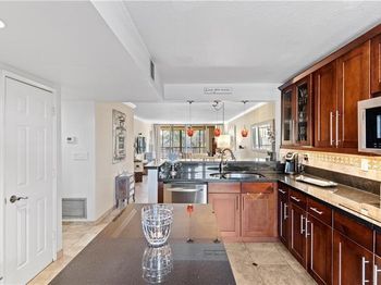 1100 SE 5th Ct