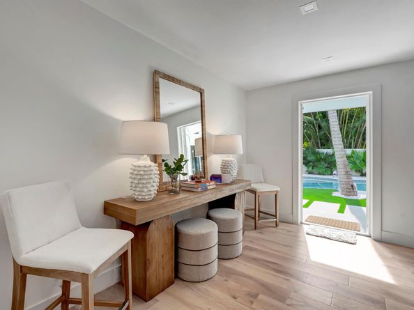 103 S Atlantic Drive, Lantana FL 33462