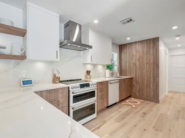 103 S Atlantic Drive, Lantana FL 33462