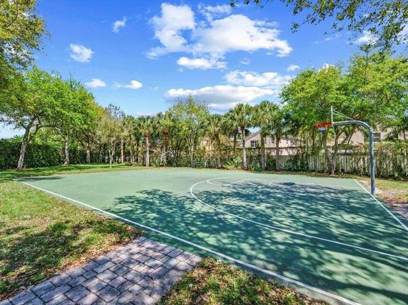 3021 El Camino Real, West Palm Beach FL 33409