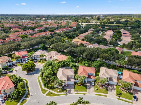 3021 El Camino Real, West Palm Beach FL 33409