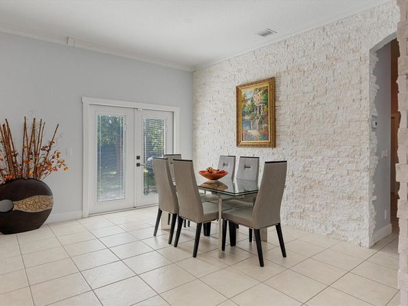 3021 El Camino Real, West Palm Beach FL 33409