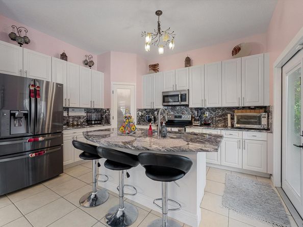 3021 El Camino Real, West Palm Beach FL 33409