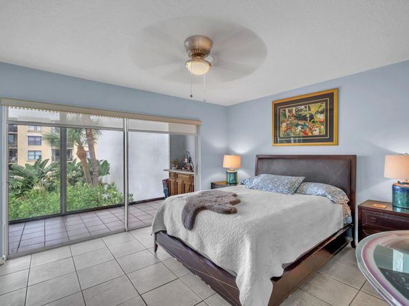 200 Waterway Dr 309, Lantana FL 33462