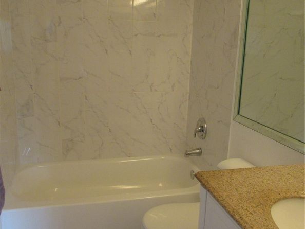 601 NW 76th Ter 206, Margate FL 33063